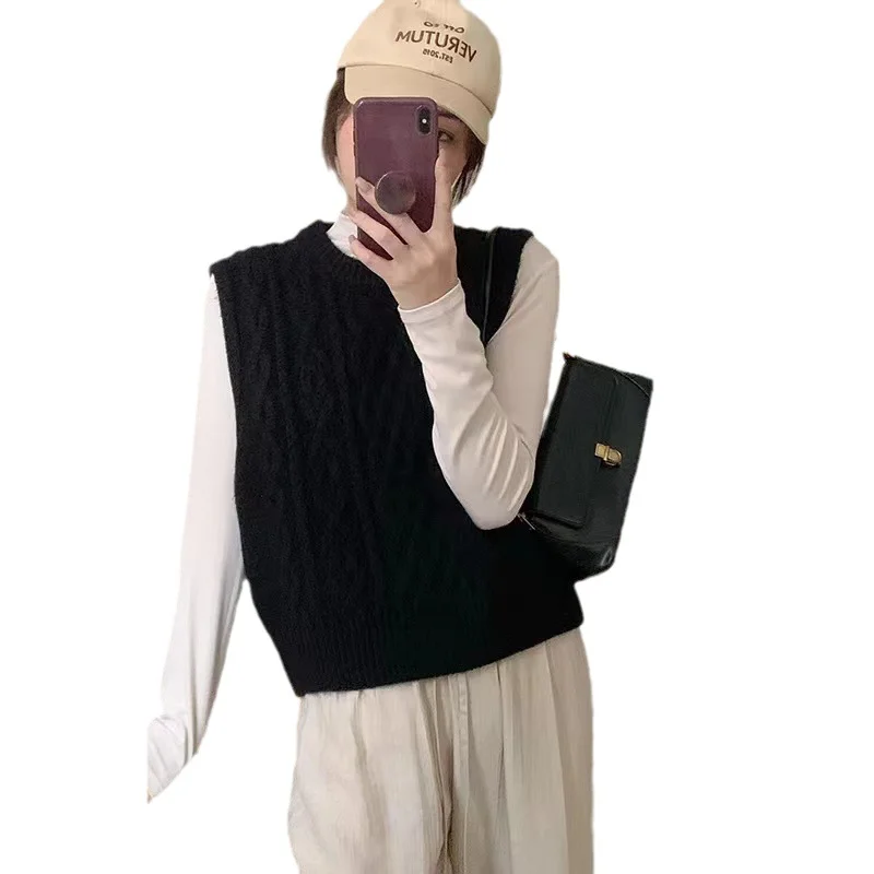 Brownm Brownm Ancient Ways Twist Design Sense Knitting Vest Female Spring And Autumn New Korean Department Fold Wear Round Collar Sleeveless Vest Outside The Jacket