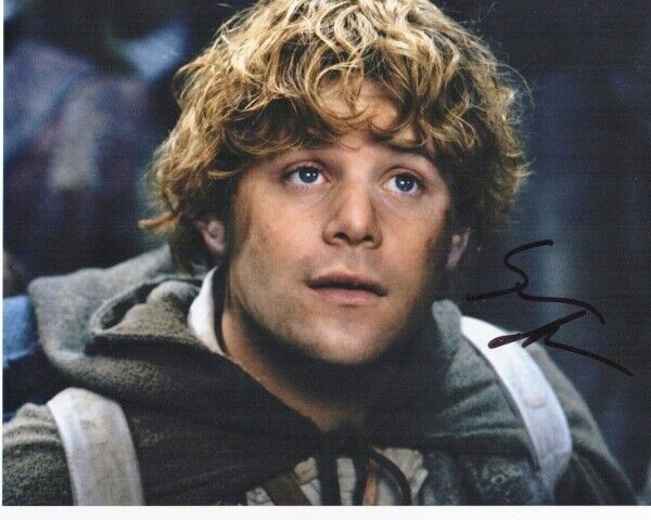 Sean Astin Signed - Autographed LORD OF THE RINGS 8x10 inch Photo Poster painting w/ COA