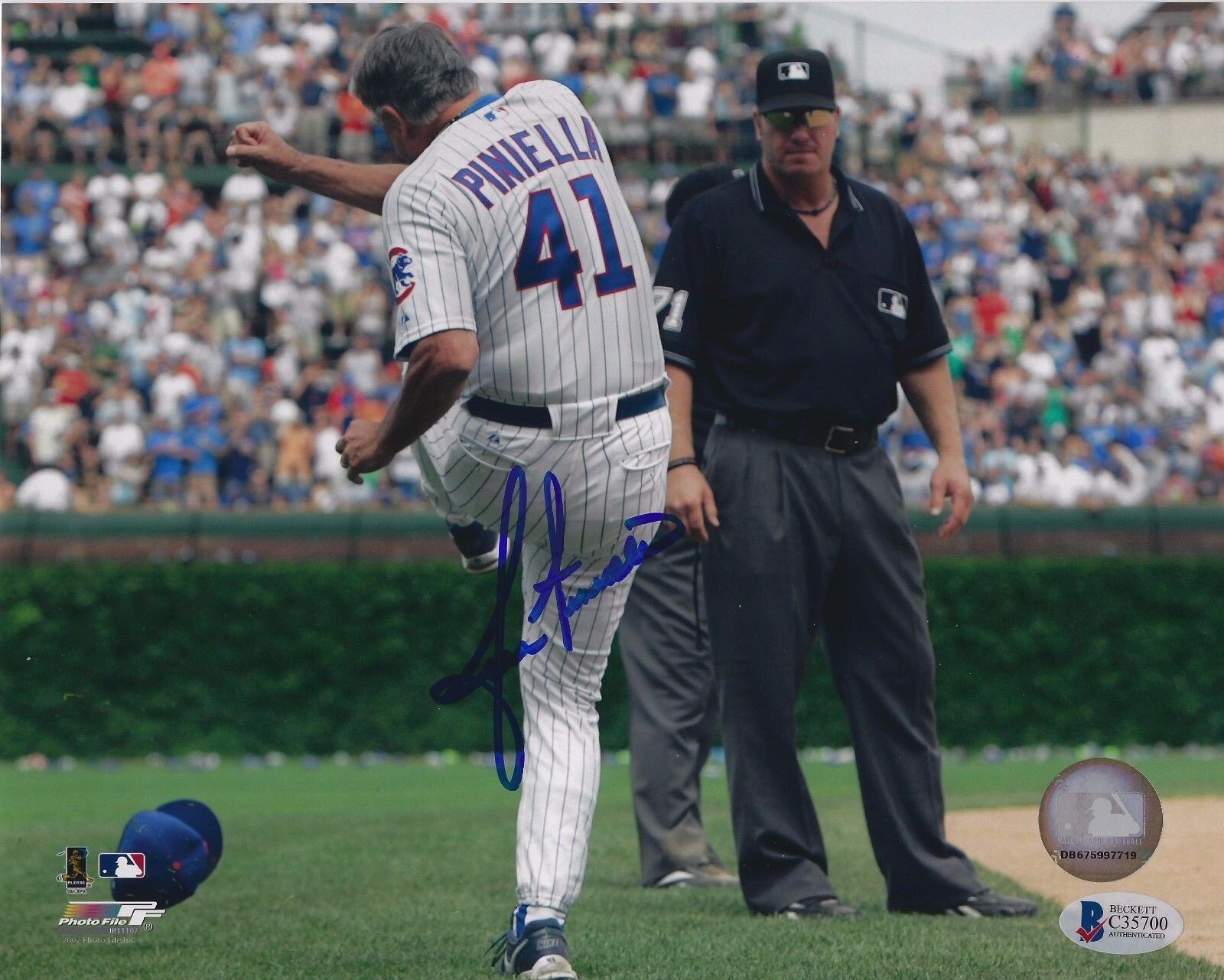 LOU PINIELLA Signed Chicago CUBS 8x10 Photo Poster painting w/ Beckett COA