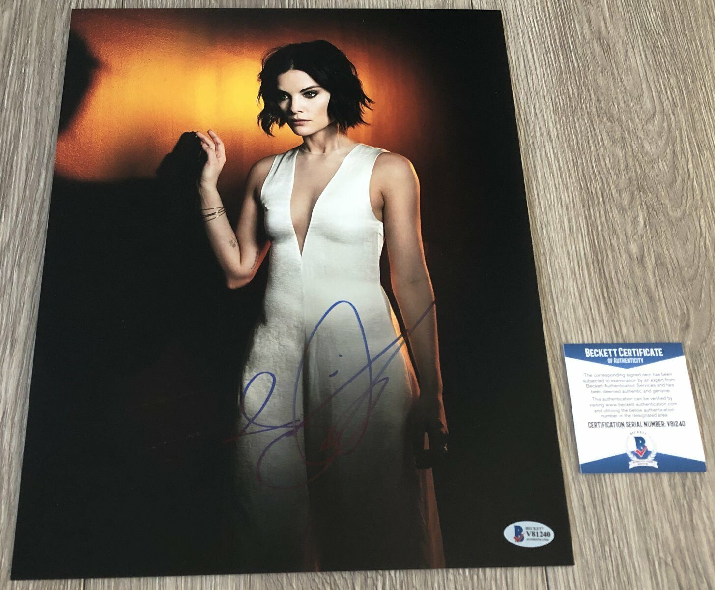 JAIMIE ALEXANDER SIGNED THOR RAGNAROK 11x14 Photo Poster painting B wEXACT PROOF BECKETT BAS COA