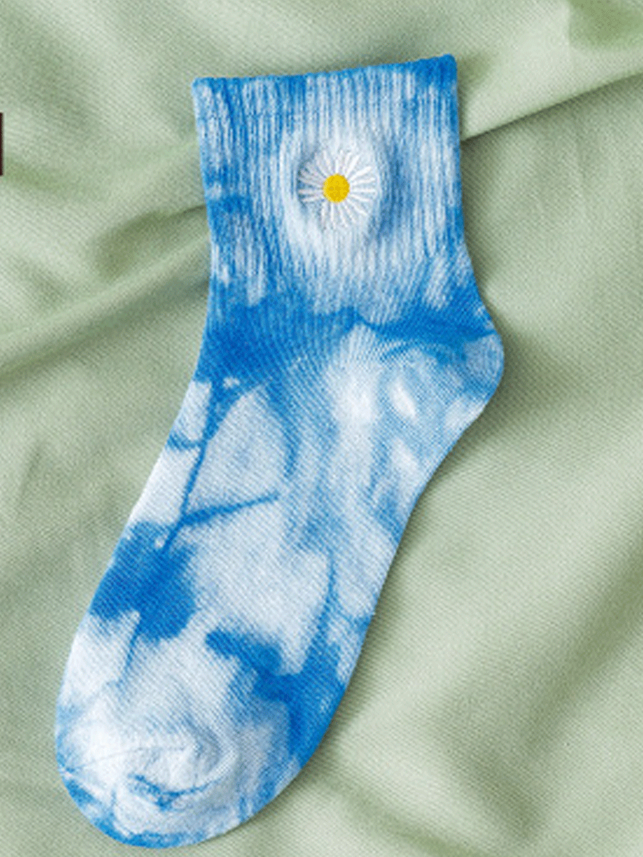 Tie-dyed Embroidery Small Daisy Tide Socks