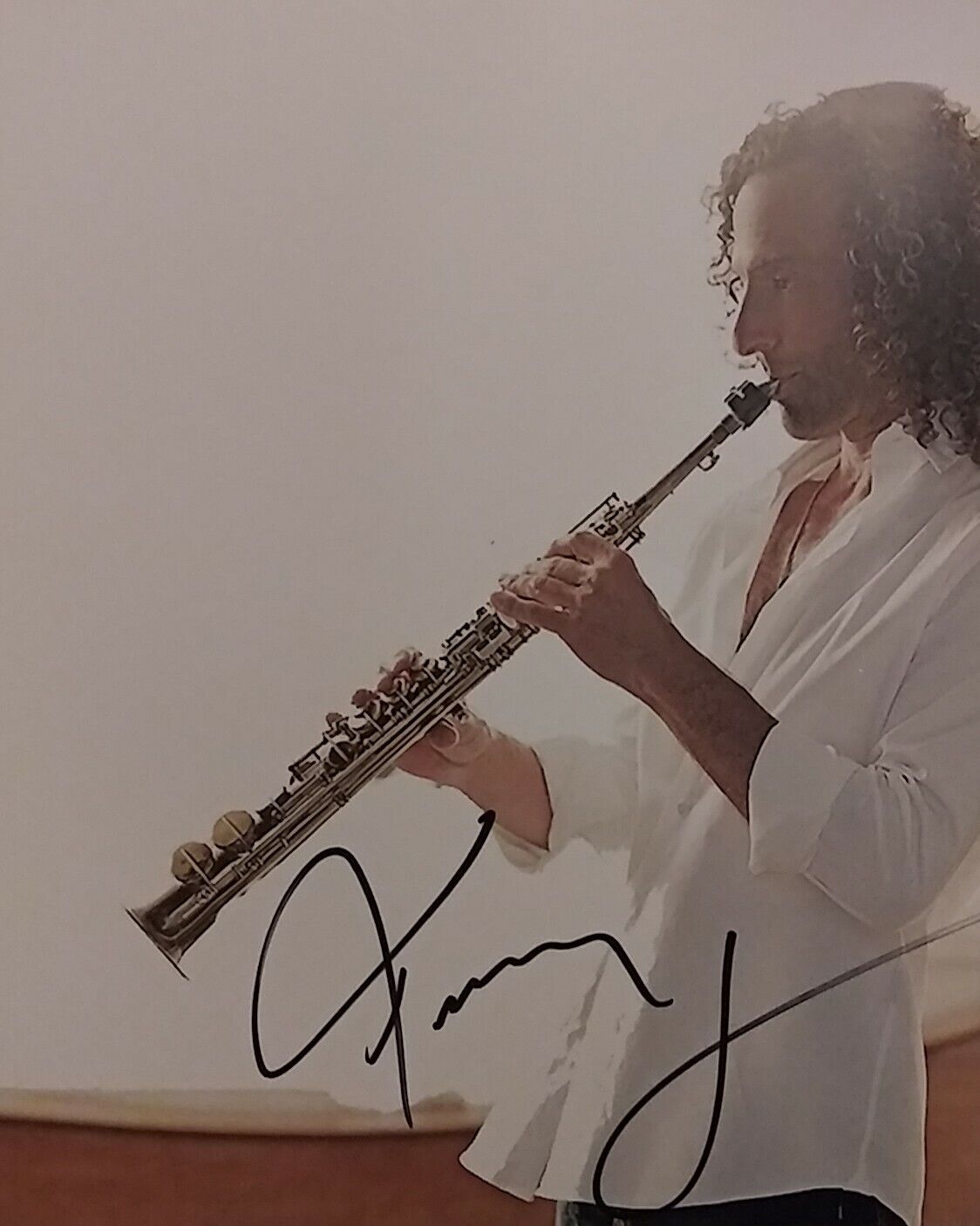 Kenny G signed 8 x 10