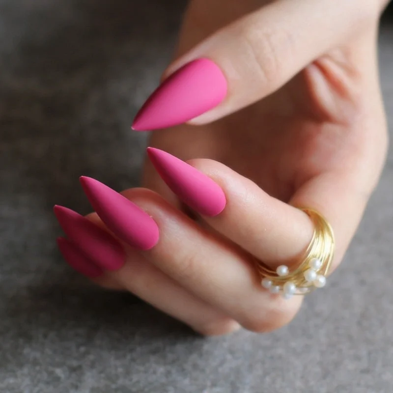 DIY long shiny fake nails INS 10 colors optional Stiletto salon glossy false nails Long almond salon art false nails matte-Nail Inspo