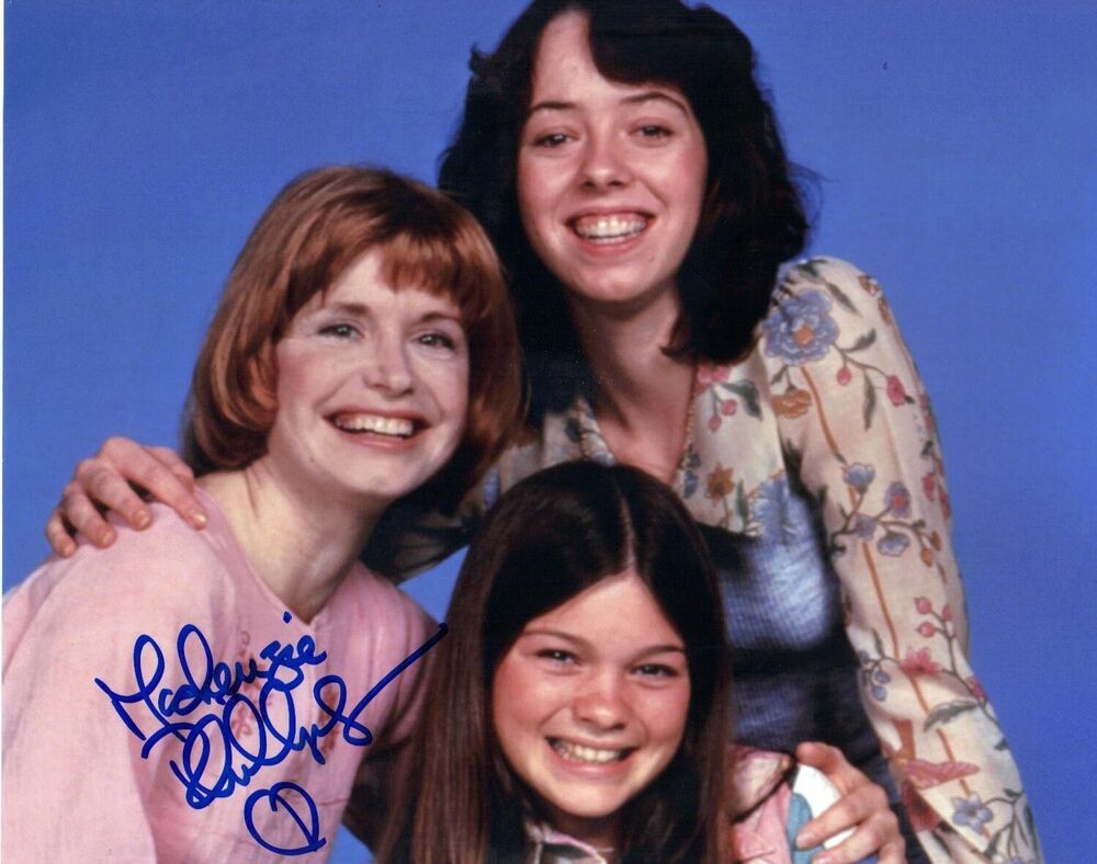 Mackenzie Phillips One Day at a Time 8X10 Photo Poster painting #2 signed in person @HShow