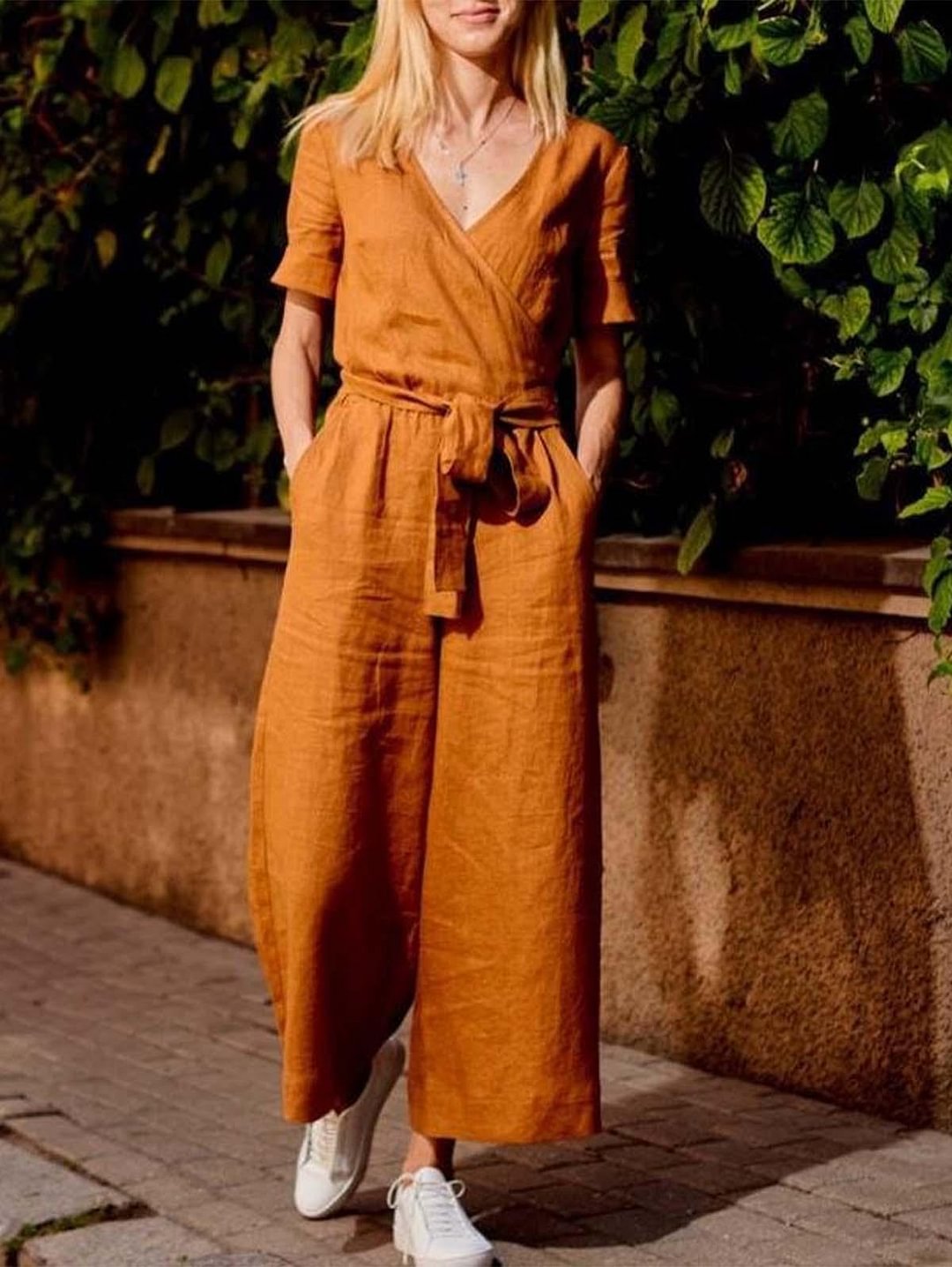 News Short-sleeved solid-color Jumpsuits