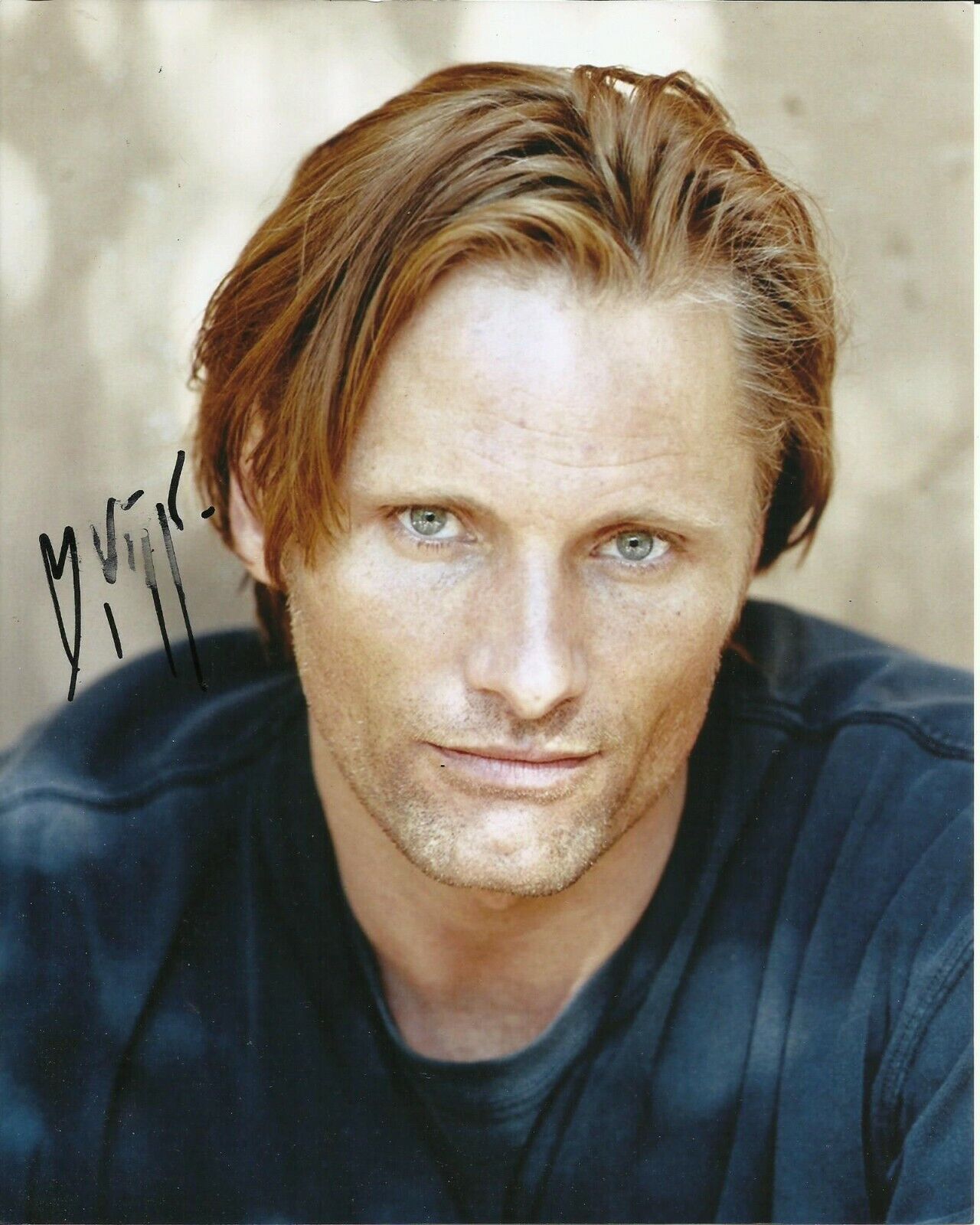 VIGGO MORTENSEN SIGNED COOL Photo Poster painting UACC REG 242