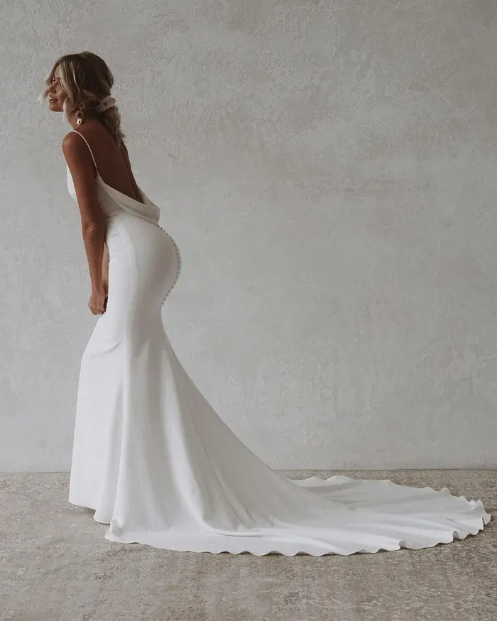 bateau a line wedding dress A-Line Long Sleeve Open Back Sweep Lace Bridal Gown detachable My Actual Bust is:30