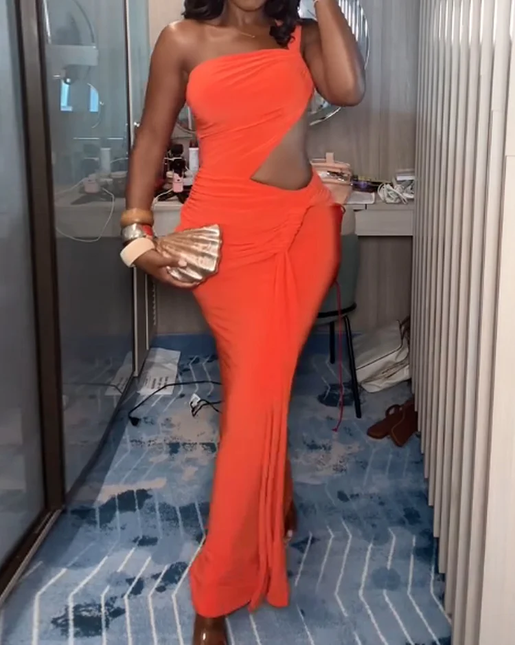 One shoulder solid color dress