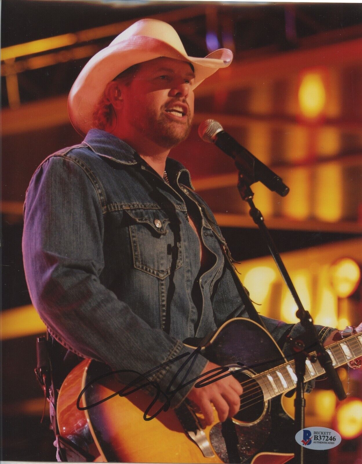 TOBY KEITH 8x10 Photo Poster painting Signed Autographed Auto BAS Beckett