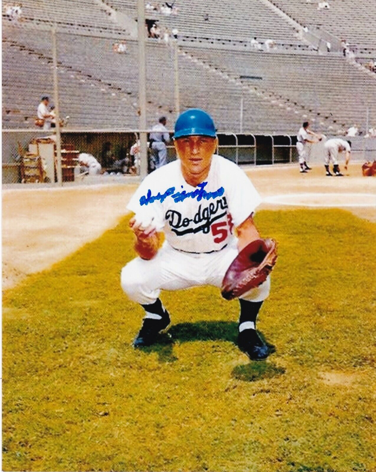 JOE PIGNATANO LOS ANGELES DODGERS ACTION SIGNED 8x10