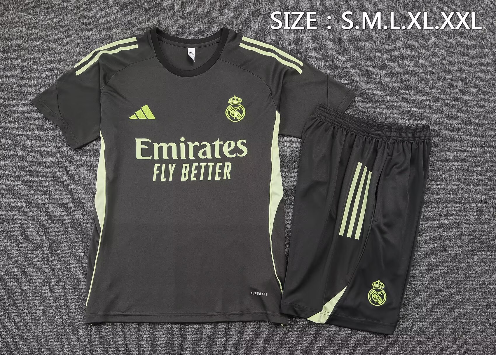 25/26 Real Madrid Training Kit Football Thai Quality