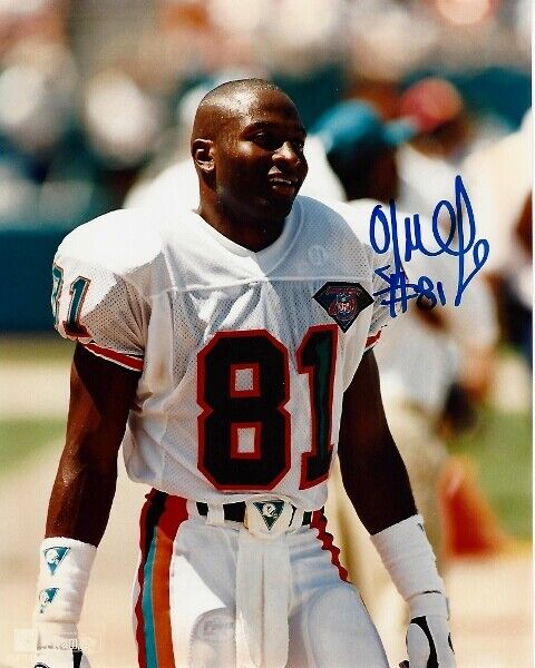 O. J. McDuffie Signed - Autographed Miami Dolphins 8x10 inch Photo Poster painting