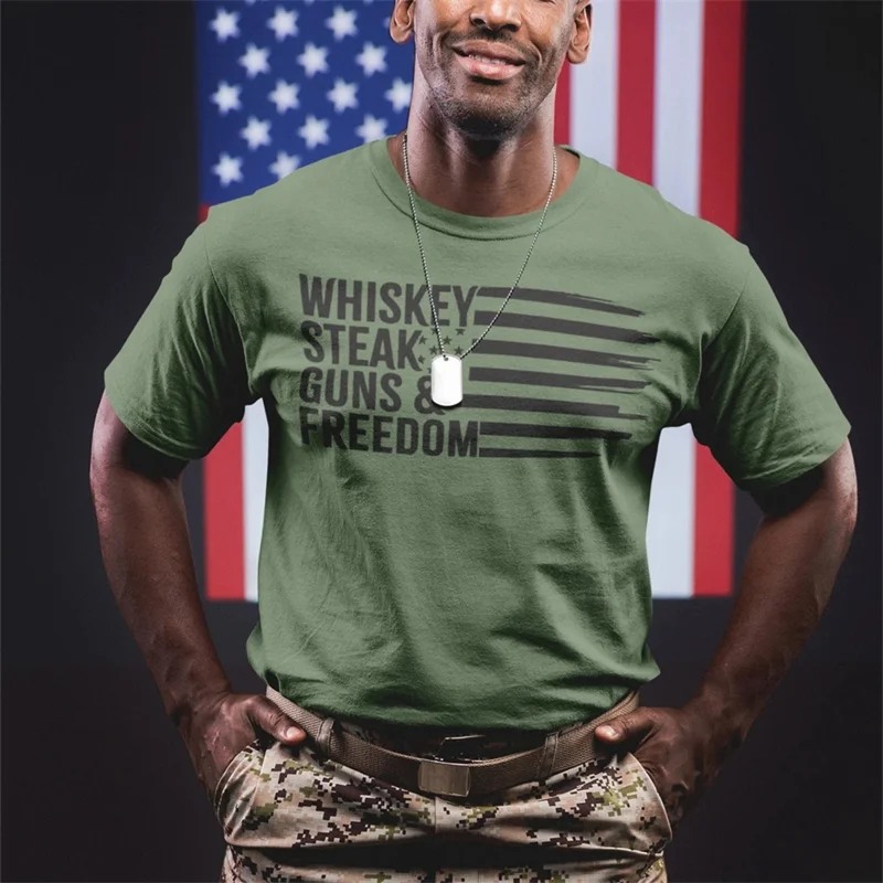 Men‘s Retro Whisky and Gun Printed Short Sleeve T-shirt 