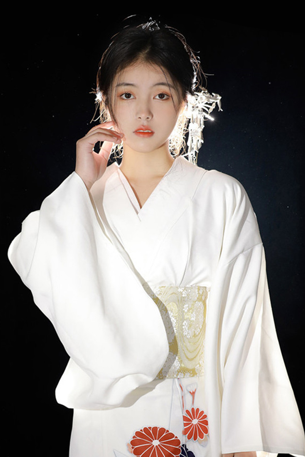 Yukata Kimono White Gown with Modern Chinese Style and Hair Flower - じんじゃれいさい Stupa Stones