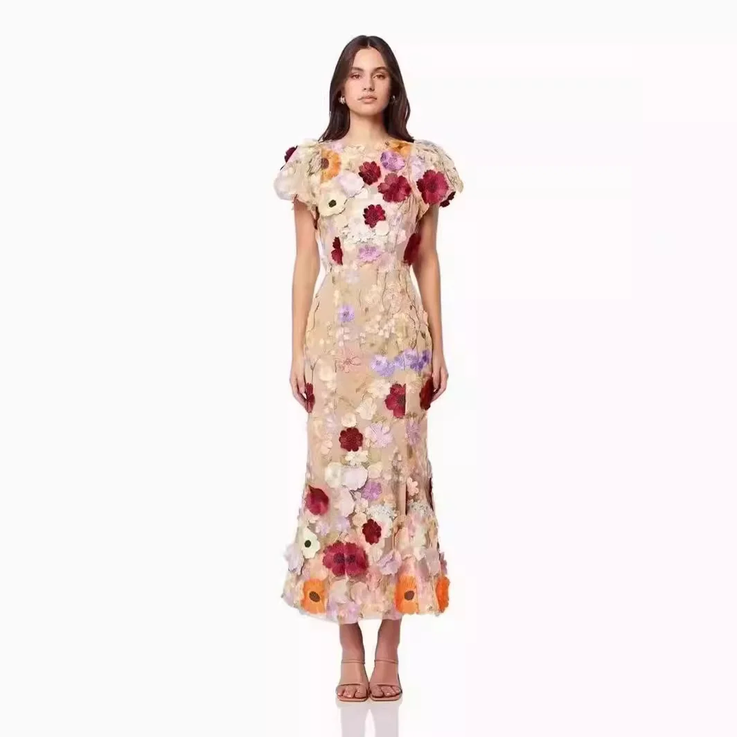 Uveng Uveng 2025 New Light Luxury Collar Embroidered Three-Dimensional Flower Bubble Sleeve Long Dress Bag Hip Dress