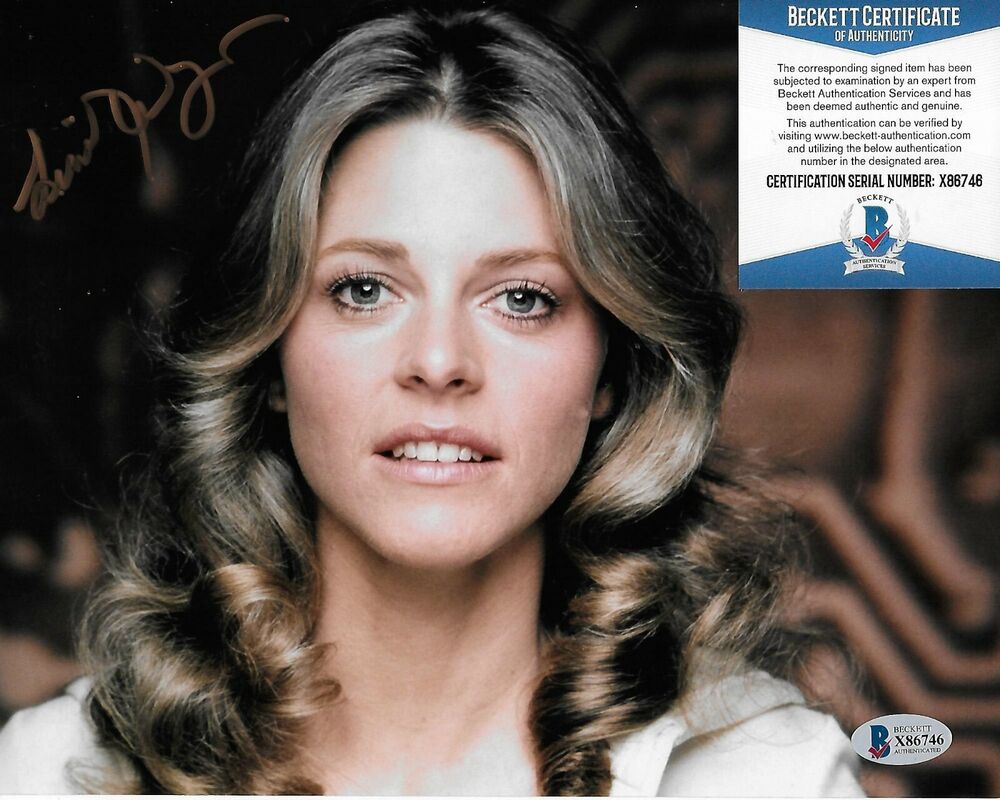 Lindsay Wagner Bionic Woman Original Autographed 8X10 Photo Poster painting w/Beckett #8