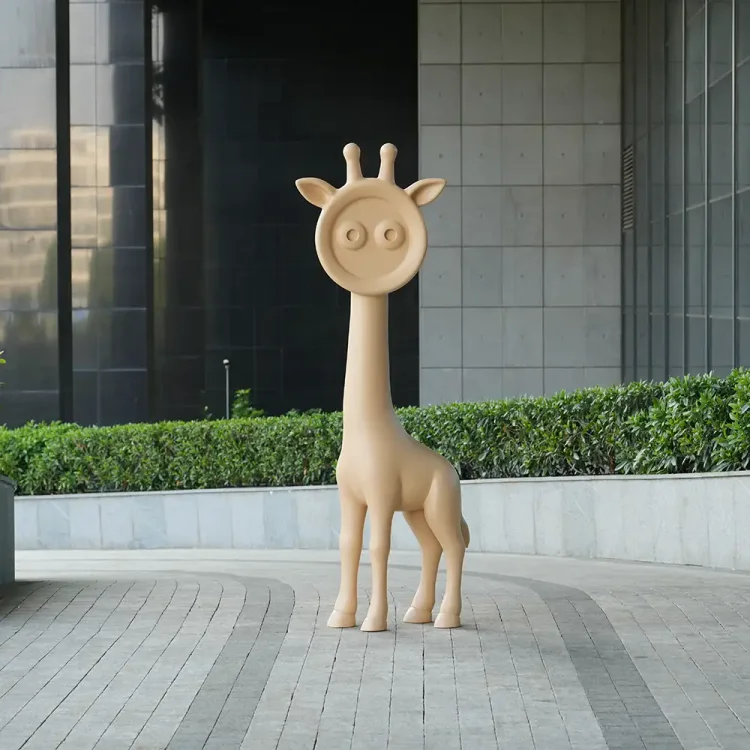 1.8m Cartoon Giraffe Fiberglass Sculpture 