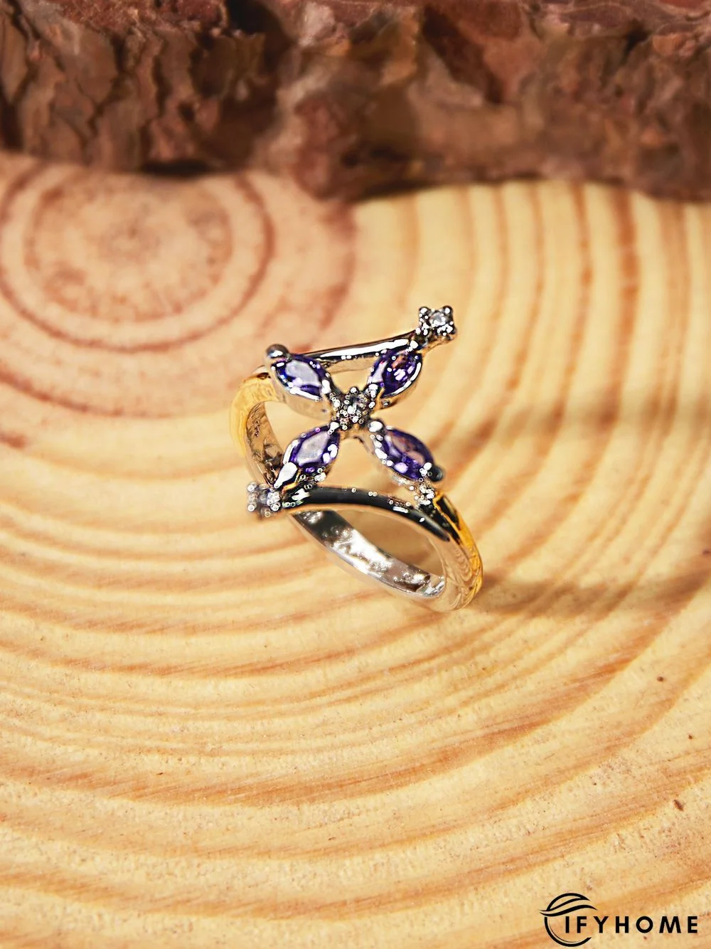 Clover Clover Inlaid Purple Crystal Zircon ring | IFYHOME