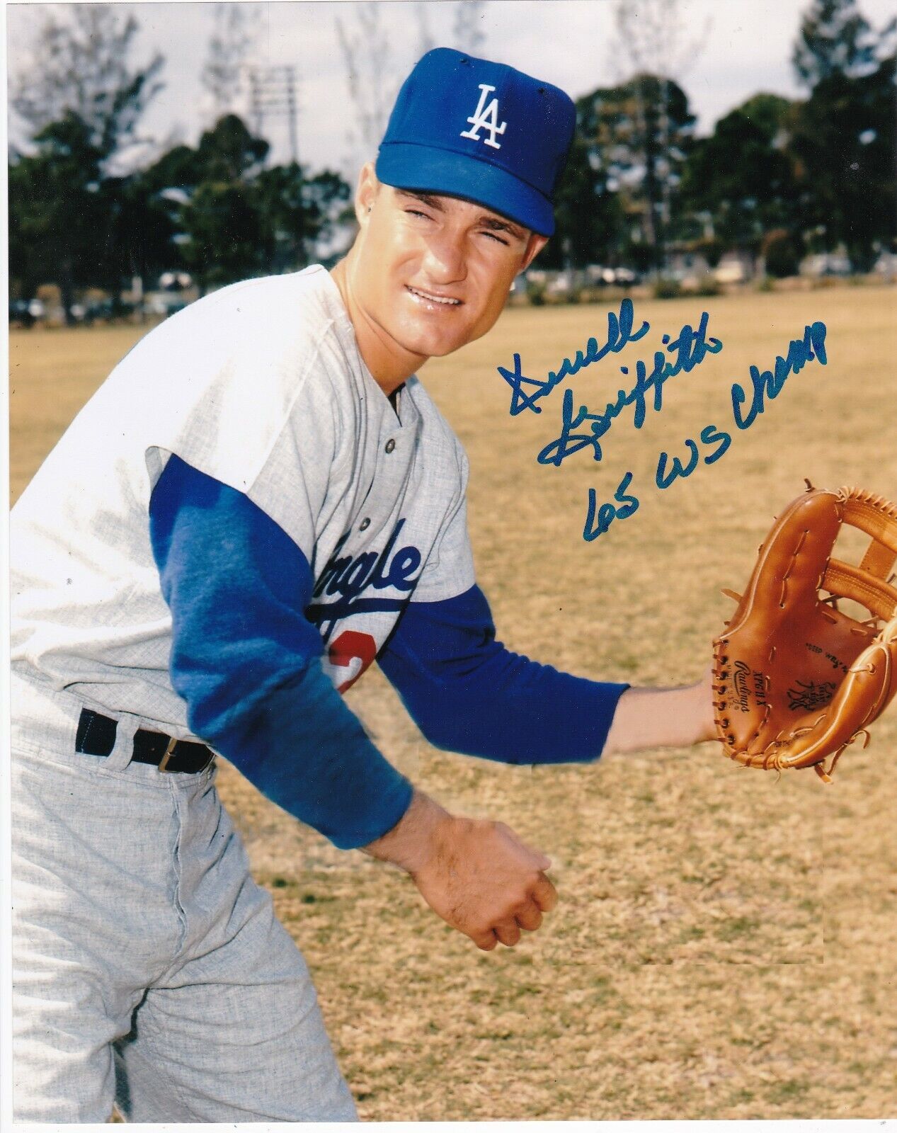 DERRELL GRIFFITH LOS ANGELES DODGERS 1965 WS CHAMPS ACTION SIGNED 8x10