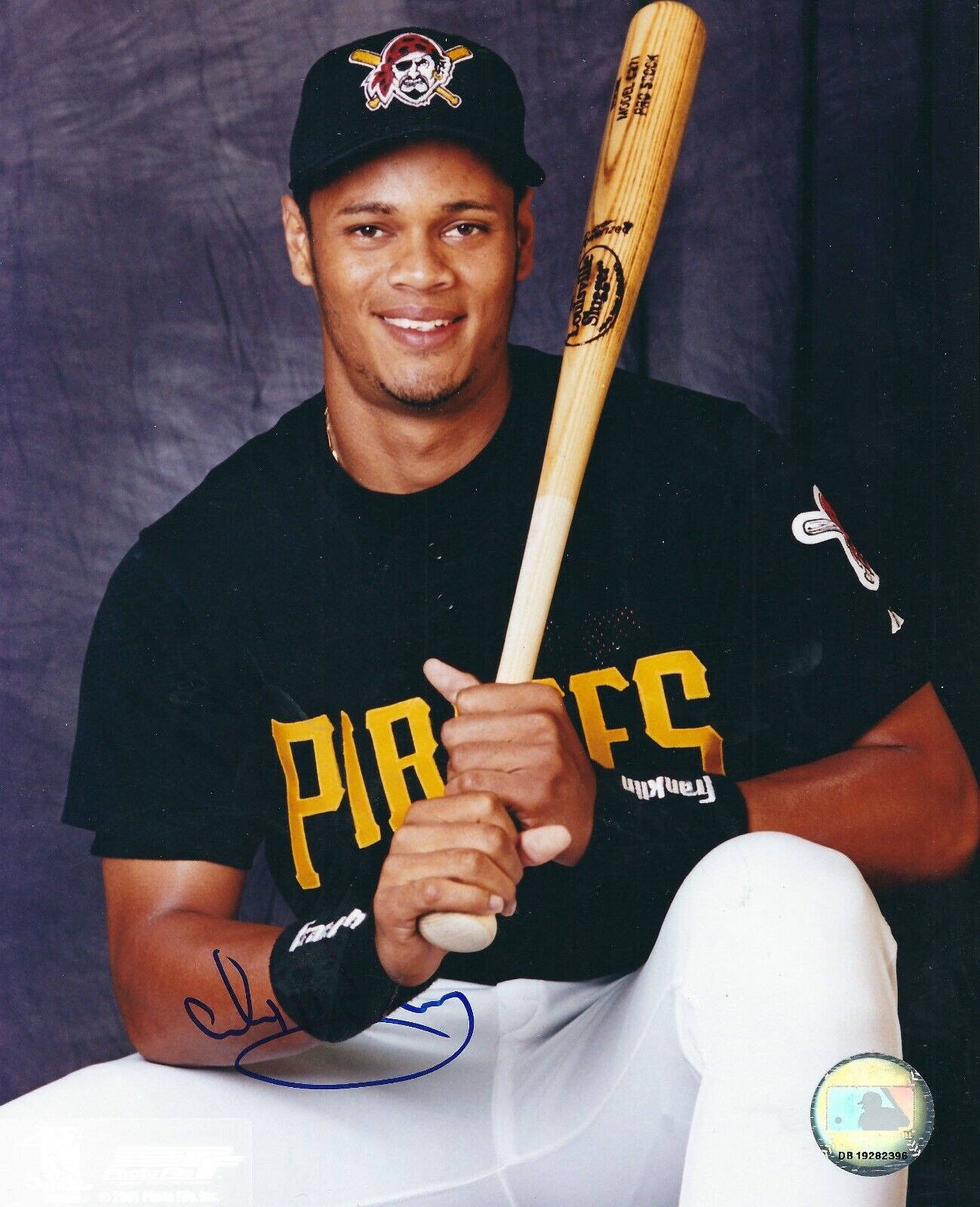 Signed 8x10 ALEX HERNANDEZ Pittsburgh Pirates Autographed Photo Poster painting - COA