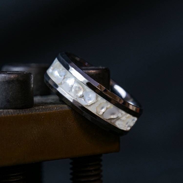 June Birthstone Ring | Pearl Glowstone Ring