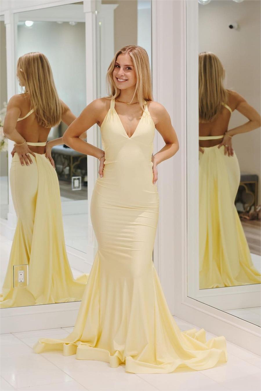 Lvs&Broner Exquisite Halter V Neck Backless Sleeveless Mermaid Pleated Long Evening Dress