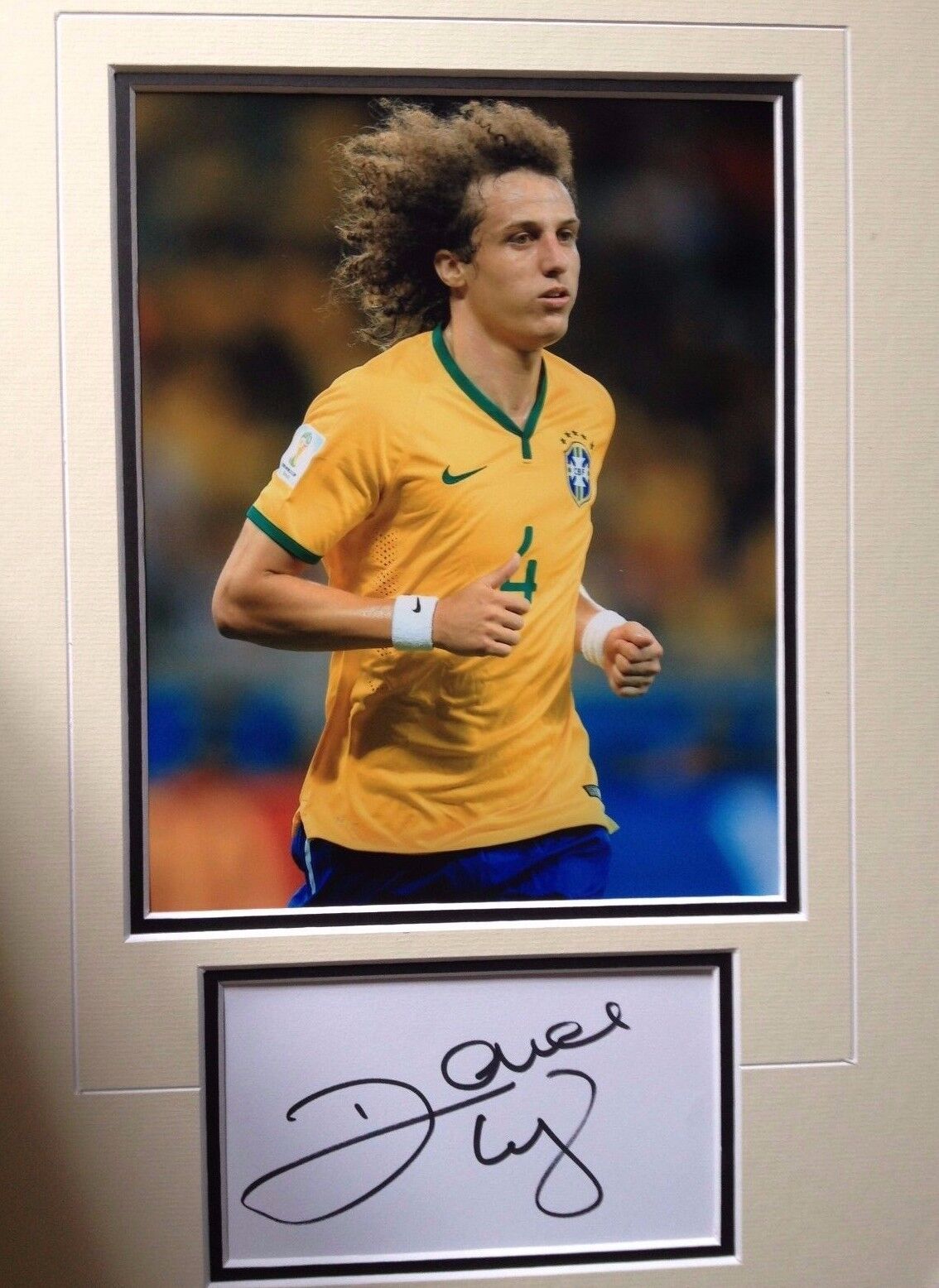 DAVID LUIZ - BRAZILIAN FOOTBALLER - STUNNING SIGNED Photo Poster painting DISPLAY