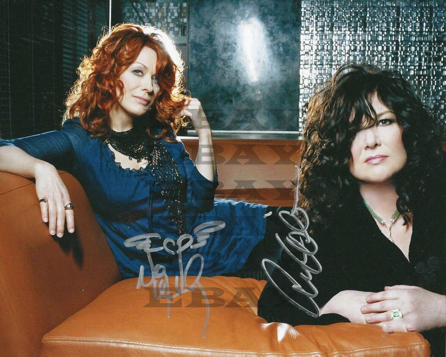 Heart band Ann & Nancy Wilson signed 8x10 Photo Poster painting Reprint