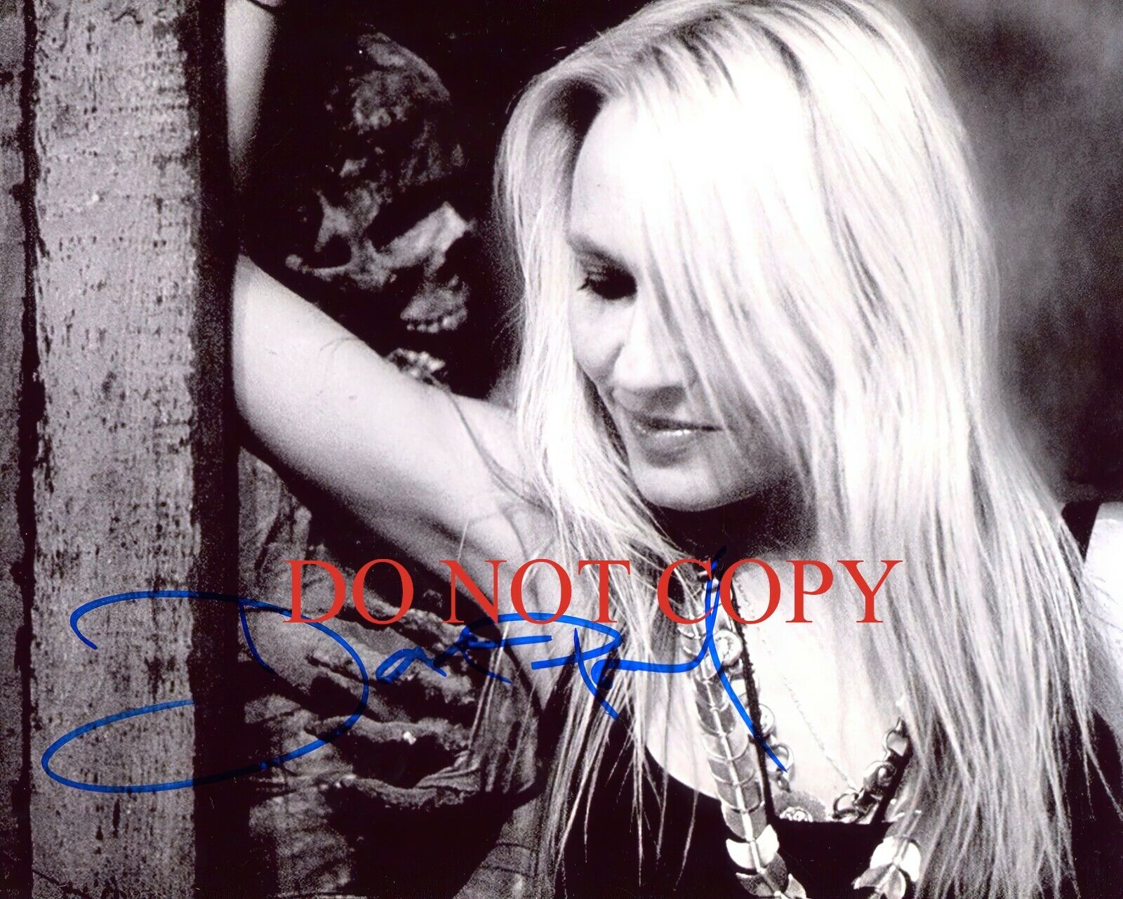 Doro Pesch - Autographed Signed 8 x10 Photo Poster painting (Heavy Metal) Reprint