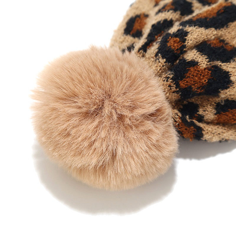 Women's Leopard Print Warm Wool Hat Scarf And Gloves Three-Piece Set