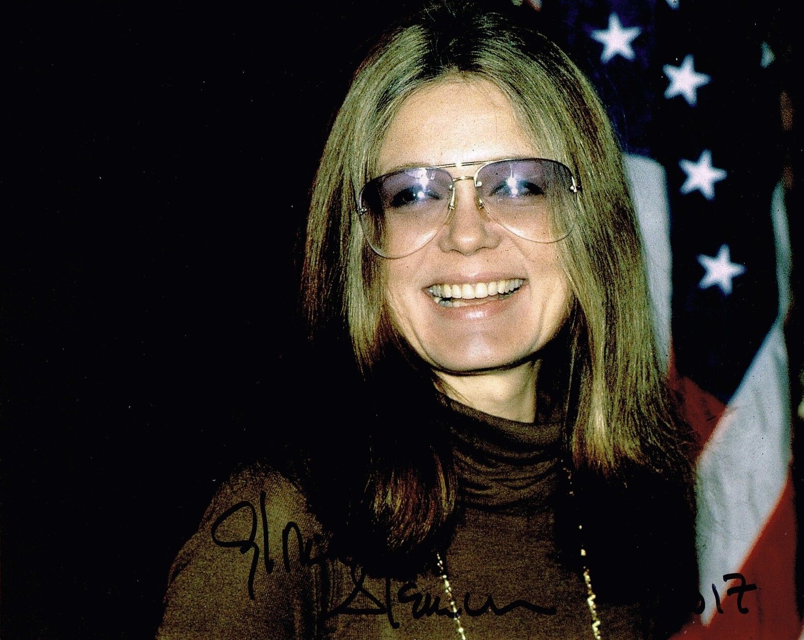 Gloria Steinem Hand Signed Autograph 8x10 Photo Poster painting Feminist Women's Lib Ms. Mag