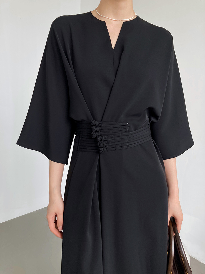 Elegant Solid Color Long Sleeve Midi Dress