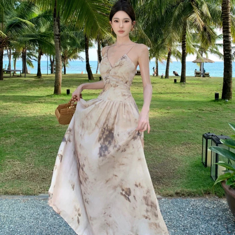 Zingj Zingj Shot Sweet Spicy Wind Fried Street Dress Summer New Dew Back Sling Dress Beach Beach Holiday Wind Temperament