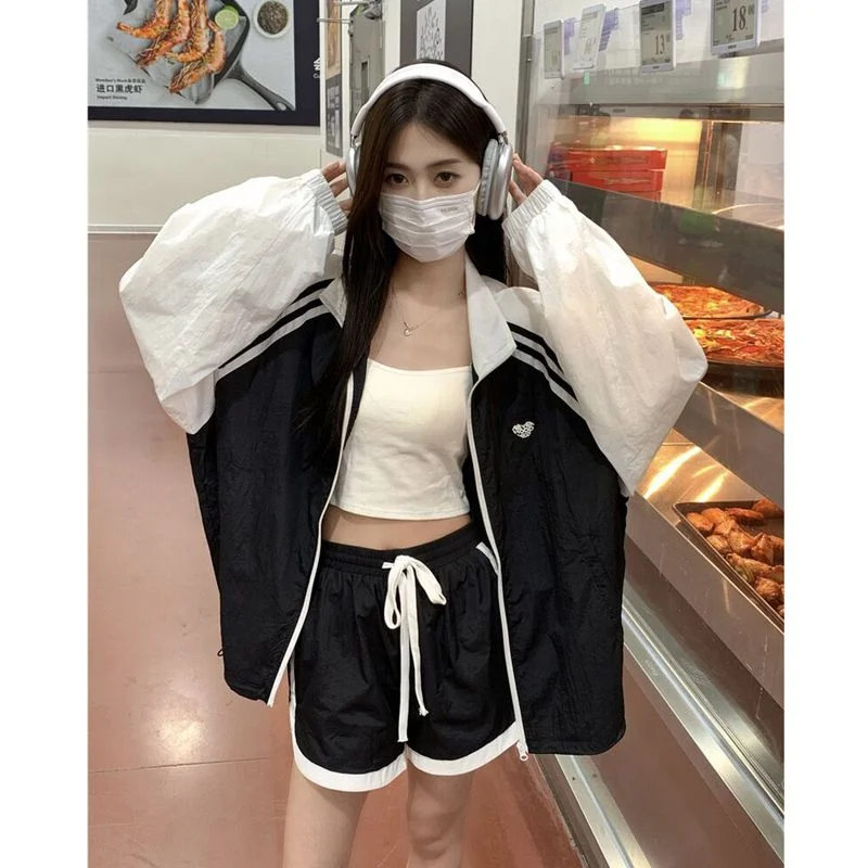 Huibahe Korean Fashion Track Jacket Women Harajuku Oversized Thin Outdoor Jackets Summer windbreaker Gorpcore Streetwear Zipper