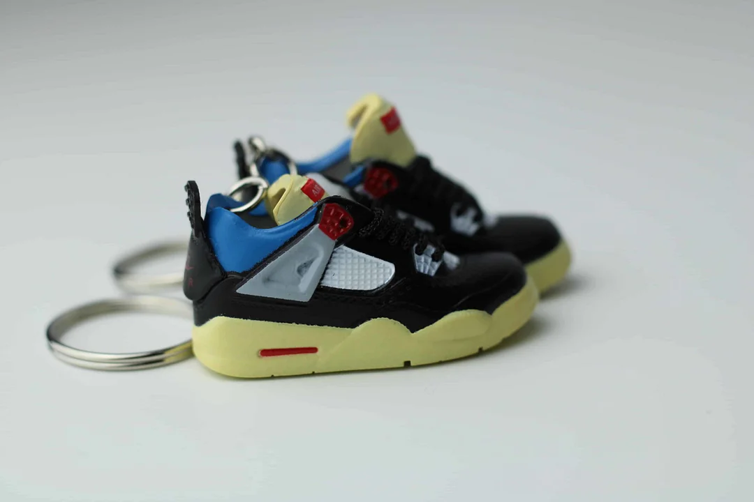 AJ 4 Union "Off Noir" -Sneakers 3D Keychain