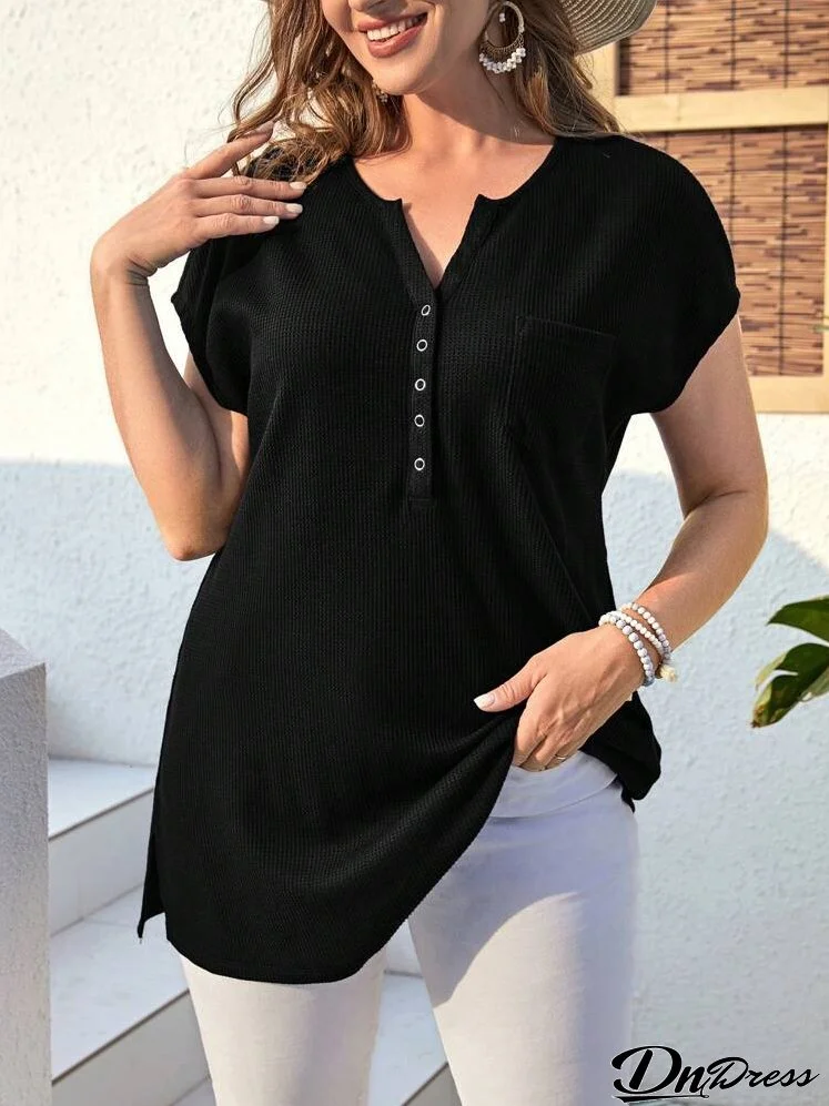 Women's Plus Size Button Detail Short Sleeve T-shirt
