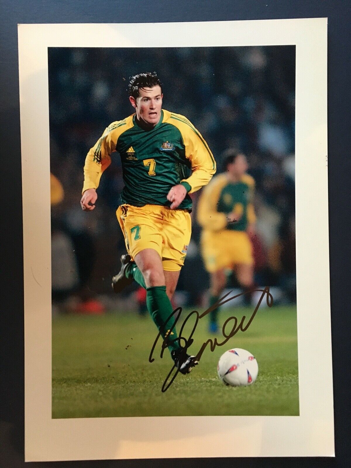 BRETT EMERTON - AUSTRALIAN INTERNATIONAL FOOTBALLER - EXCELLENT SIGNED Photo Poster painting