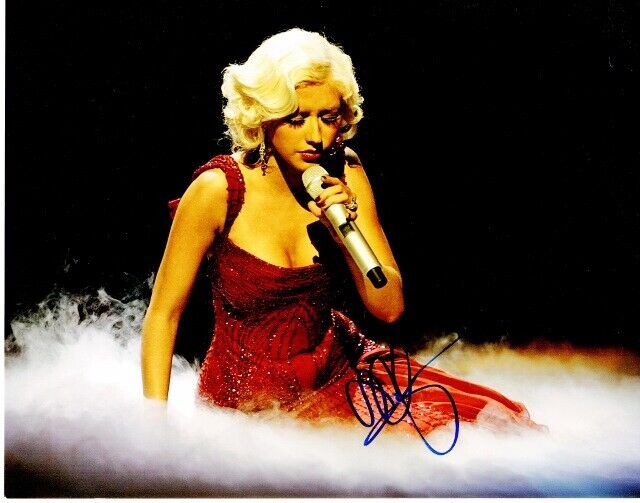 Christina Aguilera Signed - Autographed Concert Singer - Songwriter 11x14 Photo Poster painting