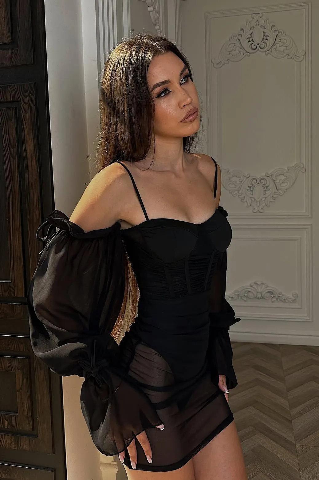 Spaghetti Straps Sweetheart High-Waisted Short Pleated Sheath Homecoming Dress With Detachable Sleeves | PM0058 Wellcucu