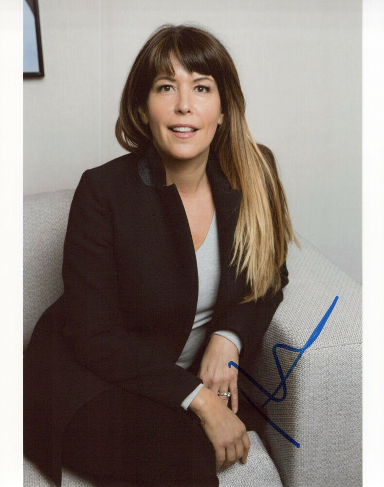 Patty Jenkins glamour shot autographed Photo Poster painting signed 8x10 #3 director