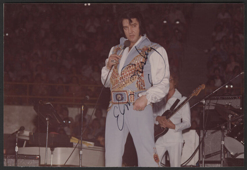 ELVIS PRESLEY Signed Photo Poster paintinggraph - Rock n Roll Singer Vocalist Legend preprint