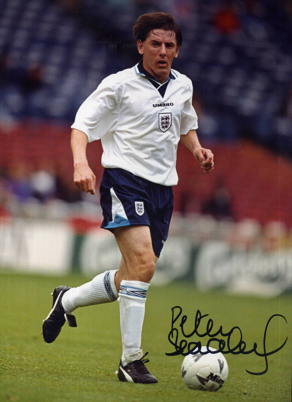 PETER BEARDSLEY Signed Photo Poster paintinggraph - Newcastle / Liverpool & England - Preprint