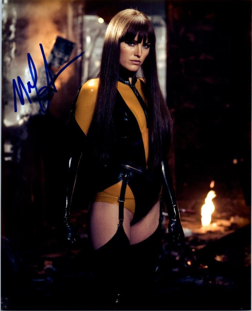 Malin Akerman Signed 8x10 Picture Autographed Photo Poster painting with COA