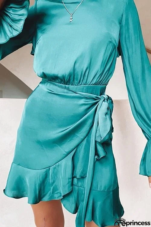 Ruffles Knot Long Sleeve Mini Dress