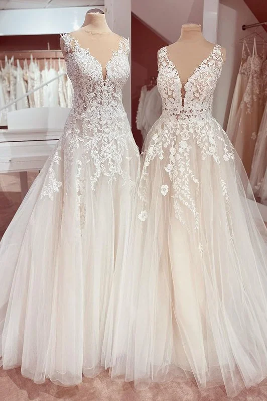 Charming Deep V-neck A-Line Lace Floor-length Wedding Dress With Tulle Appliques Ballbellas