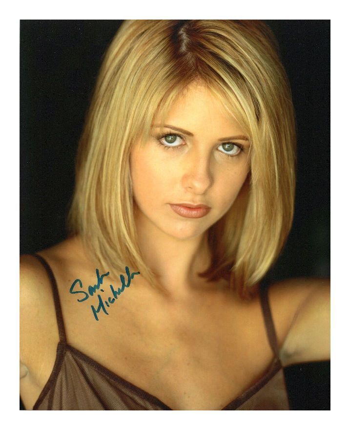 SARAH MICHELLE GELLAR AUTOGRAPHED SIGNED A4 PP POSTER Photo Poster painting PRINT 9