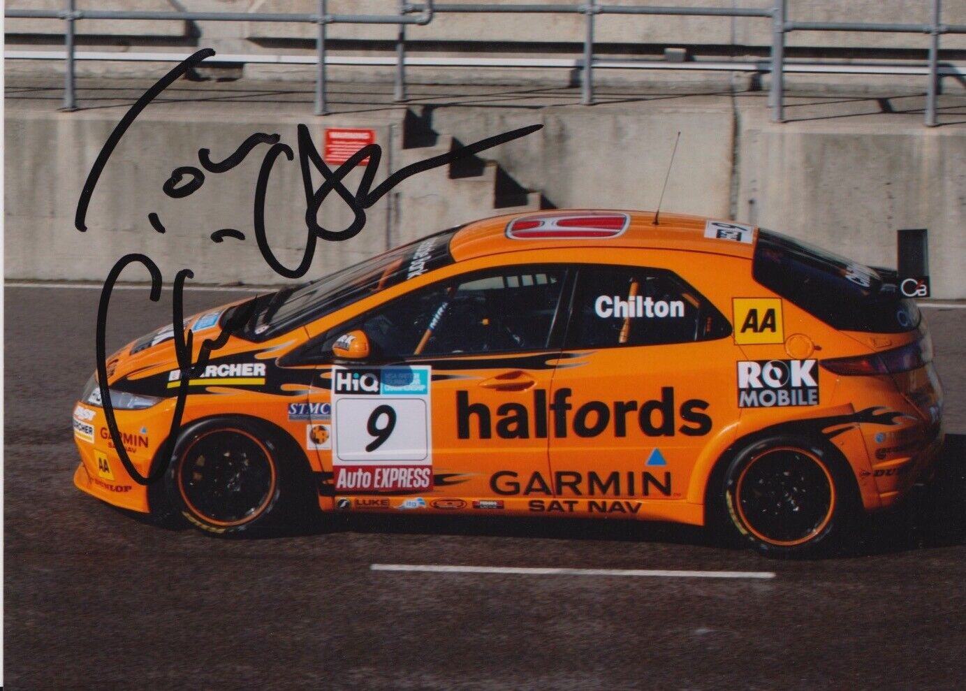 Tom Chilton Hand Signed 7x5 Photo Poster painting - Touring Cars Autograph.