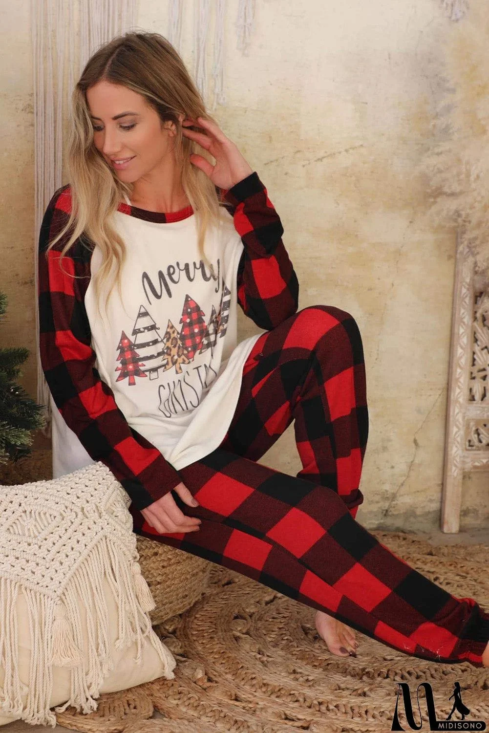 MidiSono - Plaid Merry Christmas Graphic Loungewear Set