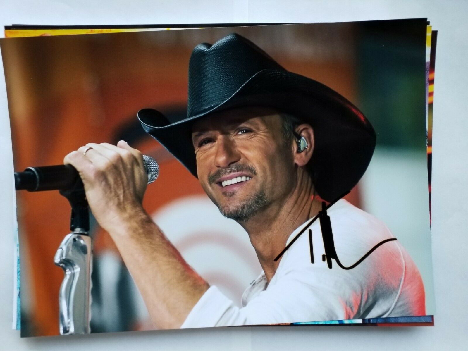 TIM MCGRAW Autographed Authentic Signed 11 3/4 × 8 1/4 Photo Poster painting