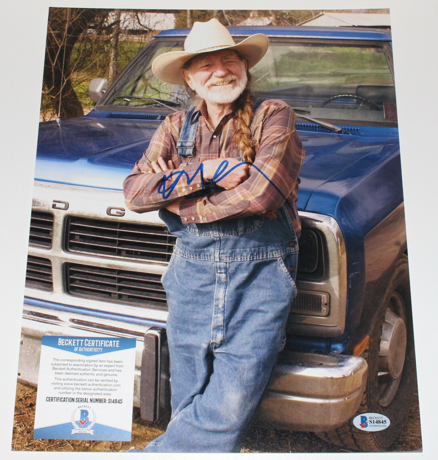 WILLIE NELSON COUNTRY MUSIC LEGEND SIGNED AUTOGRAPH 11X14 Photo Poster painting BECKETT COA BAS